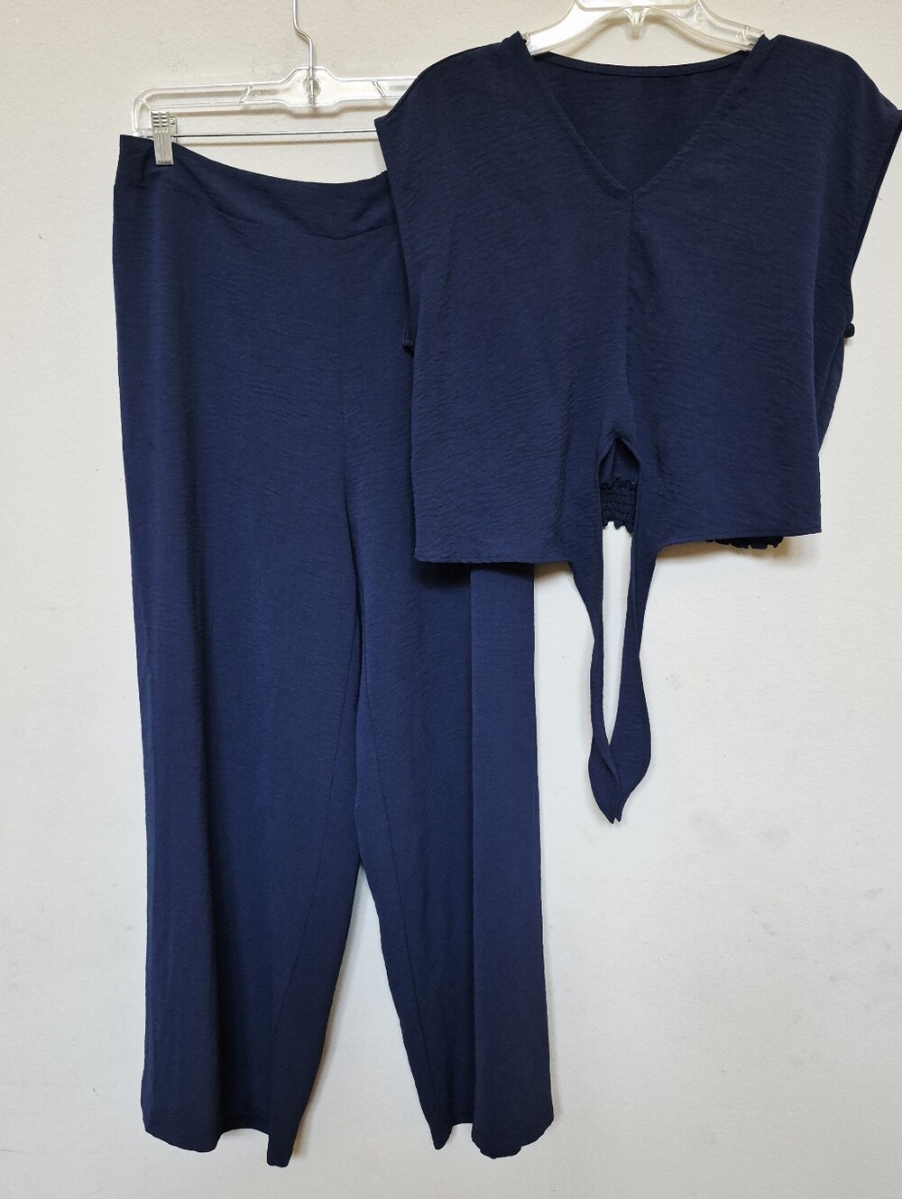 Women’s Navy Tie-Front Two Piece Wide Legs Pants Set Size XL